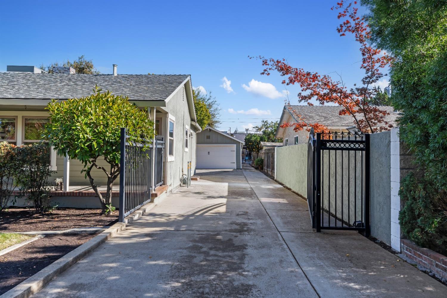 Detail Gallery Image 5 of 50 For 1012 Douglas Ave, Modesto,  CA 95350 - 4 Beds | 3 Baths