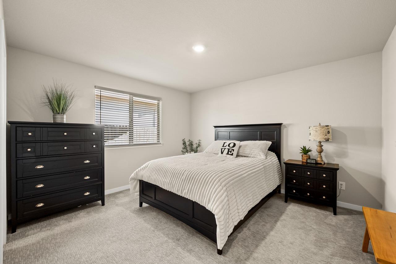 Detail Gallery Image 13 of 25 For 1129 Swallowtail Dr, Roseville,  CA 95747 - 3 Beds | 2 Baths