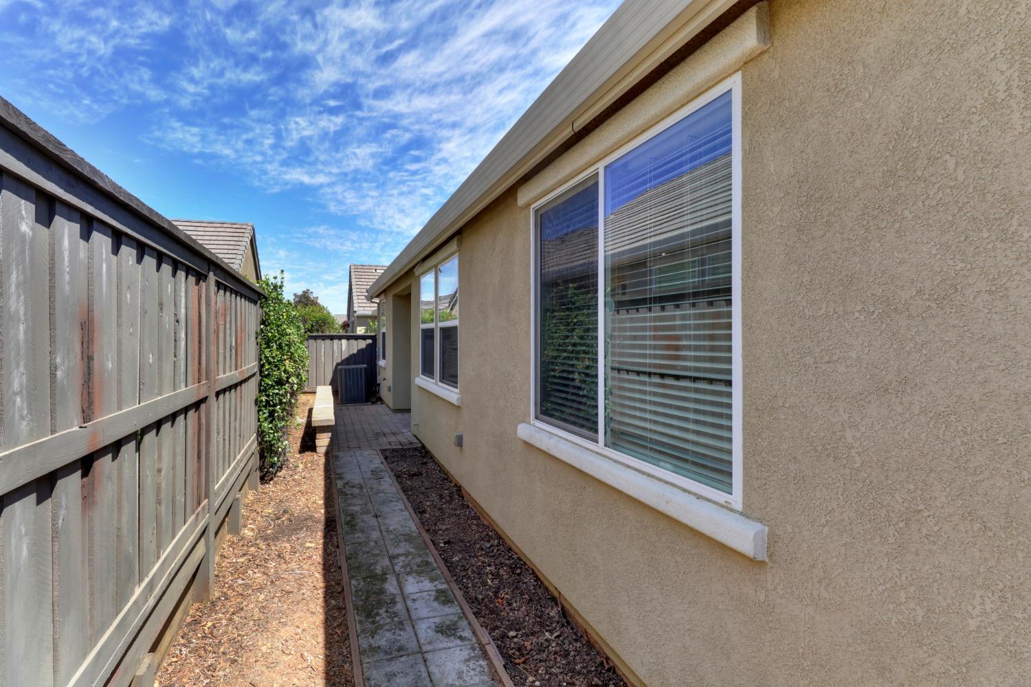 Detail Gallery Image 44 of 69 For 7482 Chevelle Way, Sacramento,  CA 95829 - 2 Beds | 2 Baths