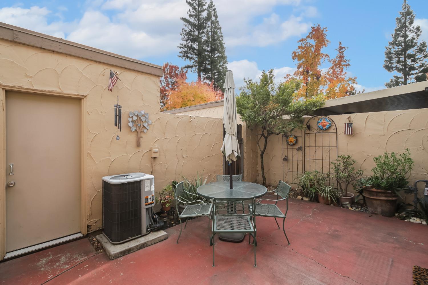 Detail Gallery Image 26 of 31 For 3227 Casitas Bonito, Sacramento,  CA 95825 - 3 Beds | 2/1 Baths