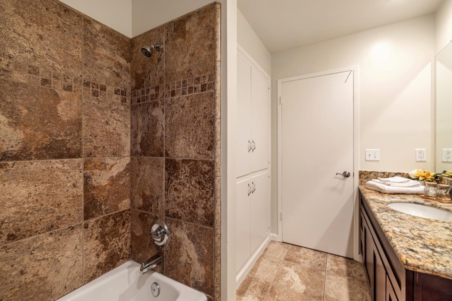 Detail Gallery Image 27 of 36 For 4409 Hackberry Ln, Carmichael,  CA 95608 - 3 Beds | 2 Baths