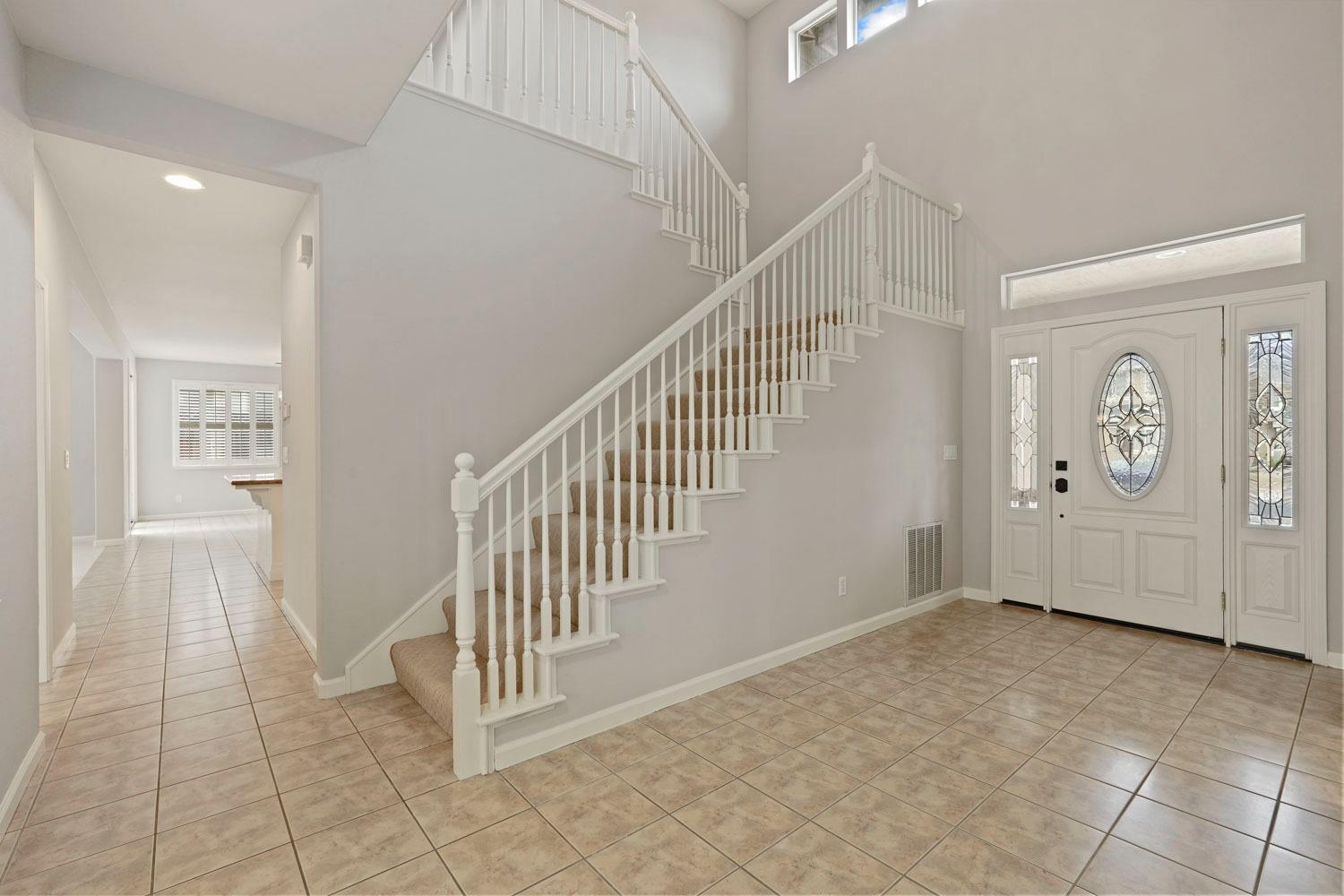 Detail Gallery Image 3 of 99 For 1242 Citadelle St, Tracy,  CA 95304 - 5 Beds | 3/2 Baths