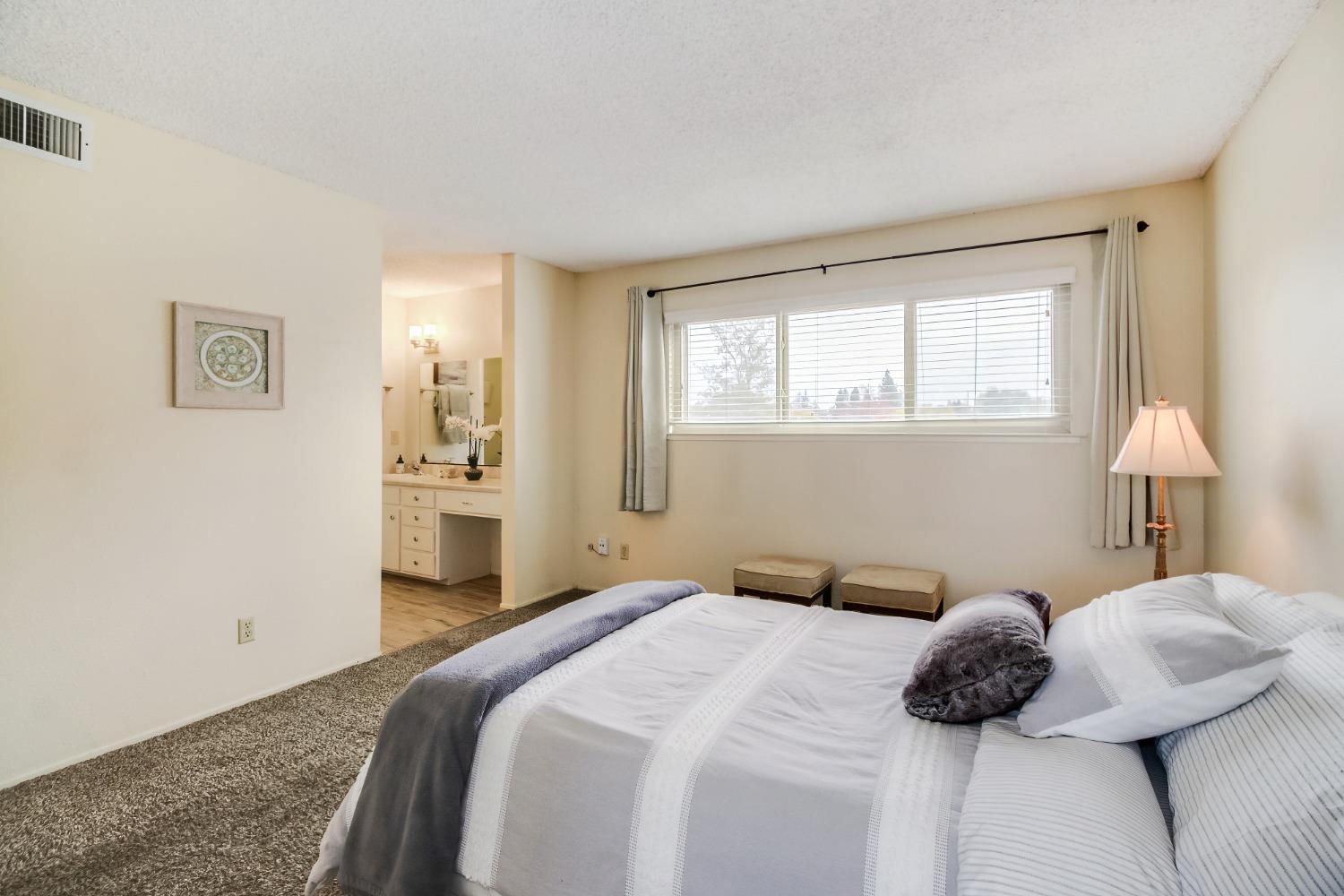 Detail Gallery Image 15 of 31 For 3227 Casitas Bonito, Sacramento,  CA 95825 - 3 Beds | 2/1 Baths