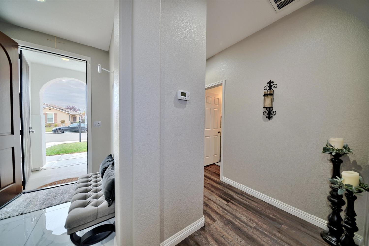 Detail Gallery Image 7 of 99 For 1342 Camilla St, Manteca,  CA 95337 - 3 Beds | 2 Baths