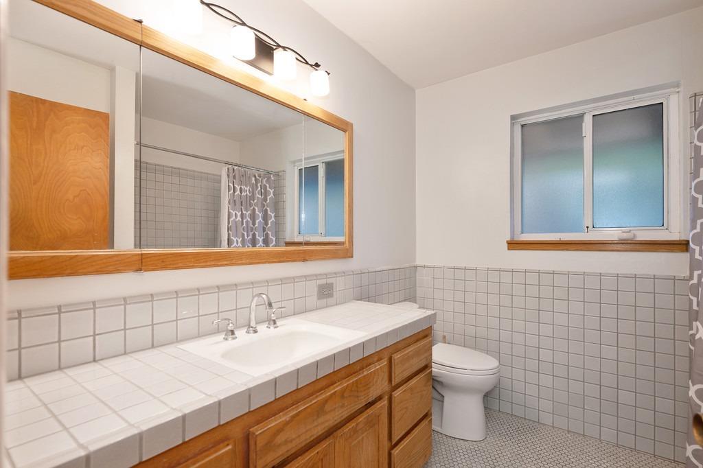 Detail Gallery Image 22 of 38 For 3420 Ben Lomond, Sacramento,  CA 95821 - 2 Beds | 1/1 Baths