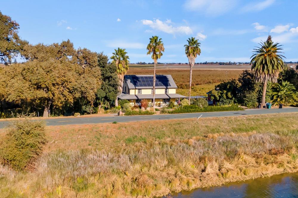 Detail Gallery Image 66 of 72 For 13263 Grand Island Rd, Walnut Grove,  CA 95690 - 5 Beds | 2/1 Baths