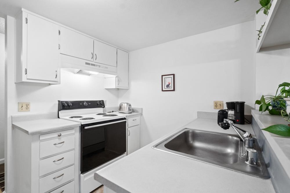 Detail Gallery Image 5 of 63 For 951 Fulton Avenue #530,  Sacramento,  CA 95825 - 2 Beds | 1 Baths