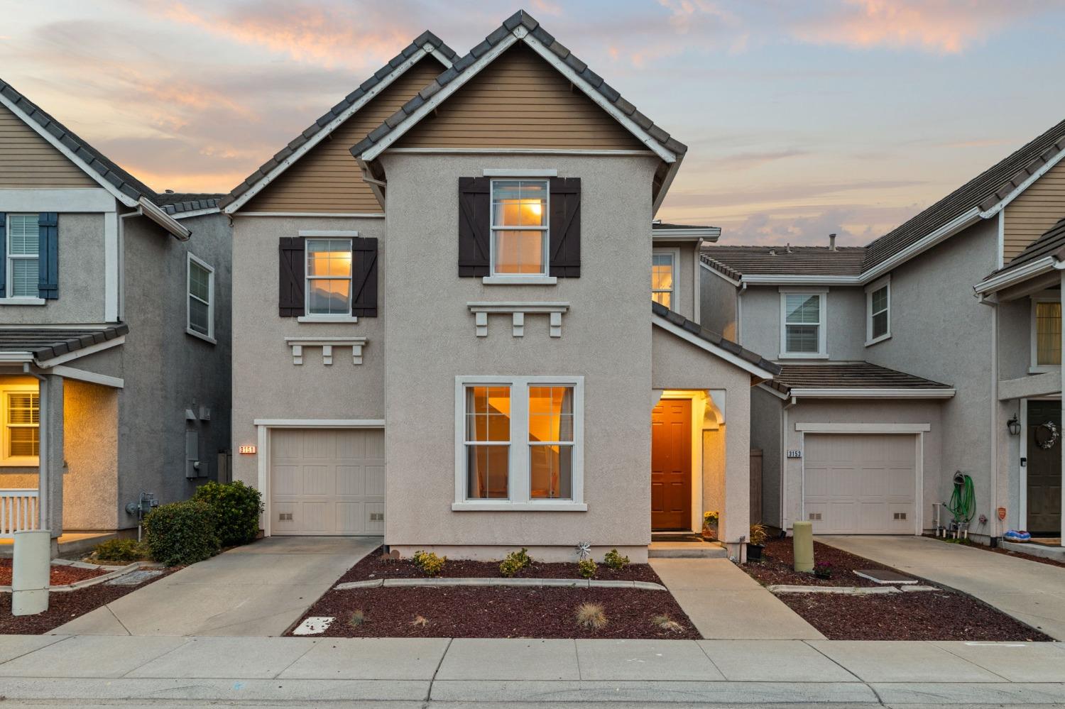 Detail Gallery Image 1 of 42 For 3151 Brindley Way, Rancho Cordova,  CA 95670 - 3 Beds | 2/1 Baths