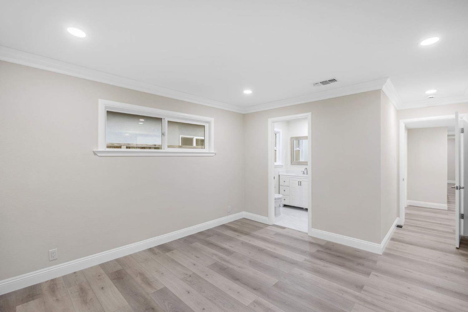 Detail Gallery Image 39 of 50 For 4056 Esperanza, Sacramento,  CA 95864 - 3 Beds | 2/1 Baths