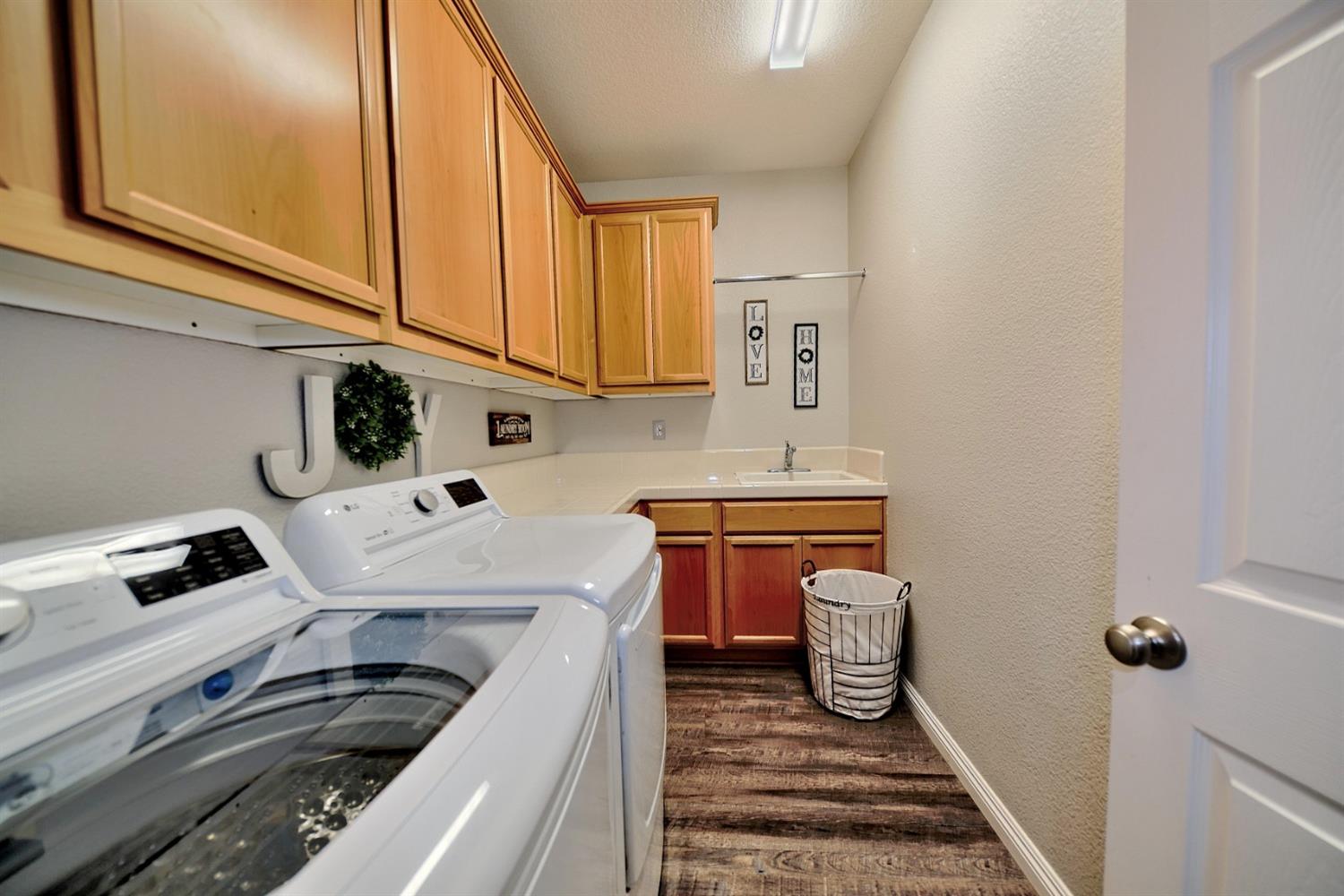 Detail Gallery Image 23 of 99 For 1342 Camilla St, Manteca,  CA 95337 - 3 Beds | 2 Baths