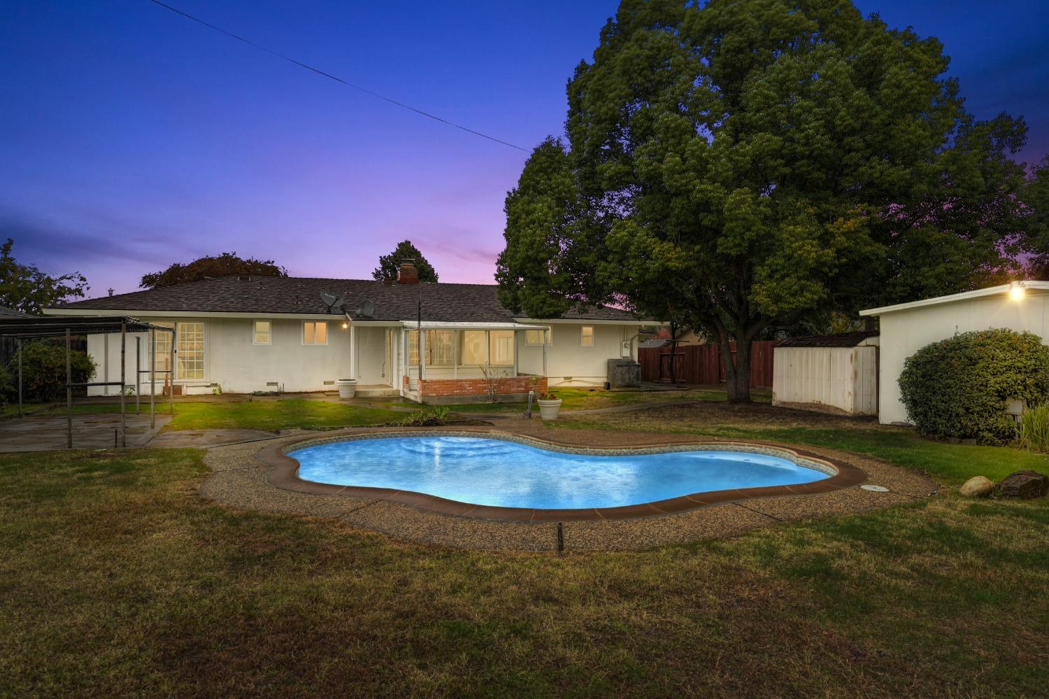 Detail Gallery Image 25 of 27 For 9384 Mirandy Dr, Sacramento,  CA 95826 - 3 Beds | 2/1 Baths