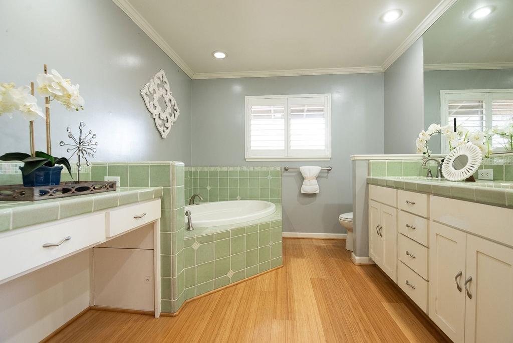 Detail Gallery Image 33 of 68 For 1725 Edgebrook Dr #D,  Modesto,  CA 95354 - 3 Beds | 2/1 Baths