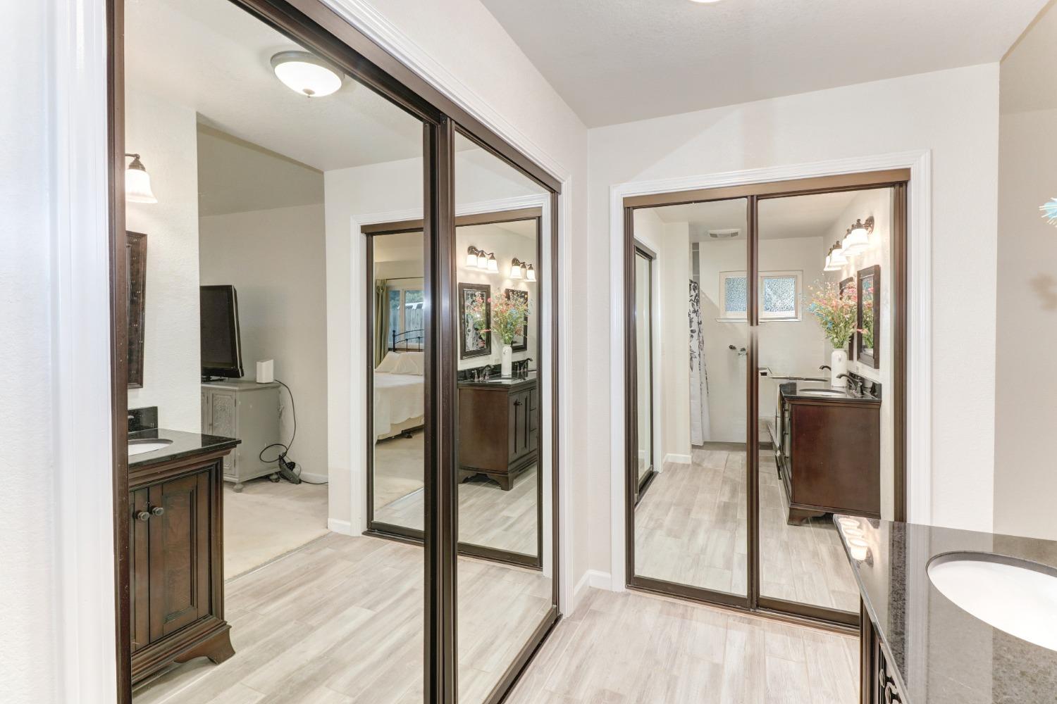 Detail Gallery Image 21 of 54 For 6617 Central Park Ct, Orangevale,  CA 95662 - 6 Beds | 3/1 Baths