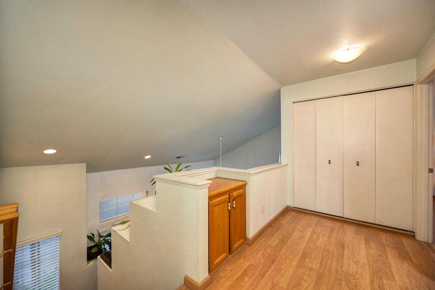 Detail Gallery Image 22 of 41 For 9570 Dominion Wood Ln, Elk Grove,  CA 95758 - 3 Beds | 2/1 Baths