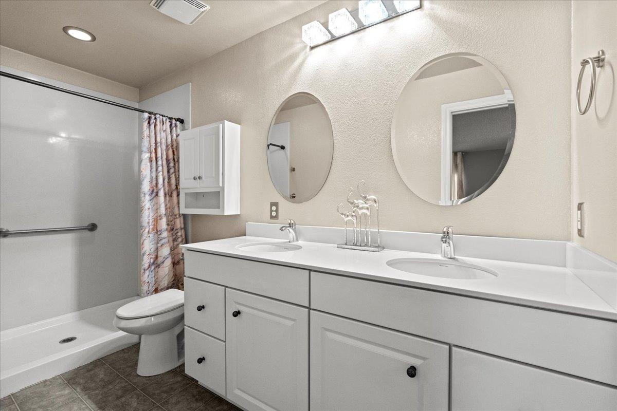 Detail Gallery Image 13 of 50 For 312 Del Prado Ct, Modesto,  CA 95354 - 3 Beds | 2 Baths