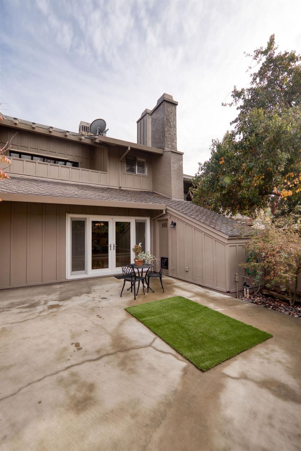 Detail Gallery Image 54 of 68 For 1725 Edgebrook Dr #D,  Modesto,  CA 95354 - 3 Beds | 2/1 Baths