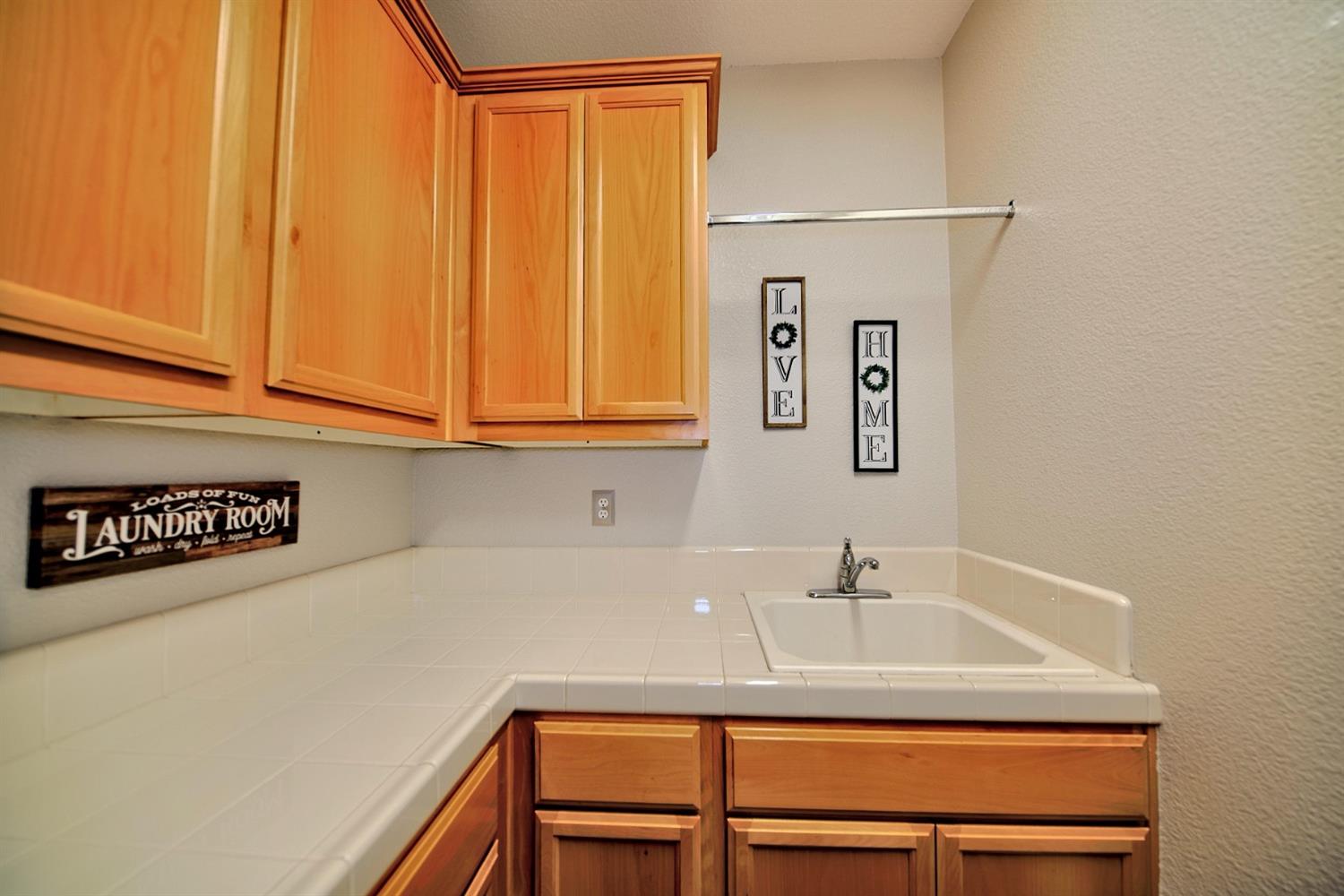 Detail Gallery Image 24 of 99 For 1342 Camilla St, Manteca,  CA 95337 - 3 Beds | 2 Baths