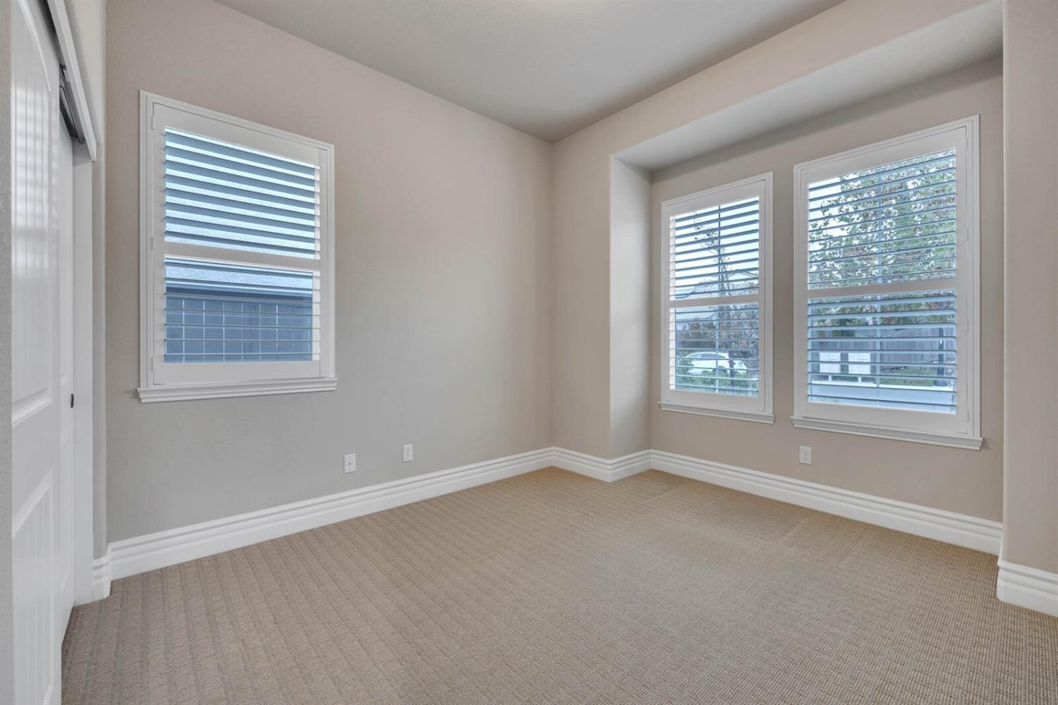 Detail Gallery Image 24 of 35 For 3625 Miners Ravine Dr, Roseville,  CA 95661 - 3 Beds | 2/1 Baths