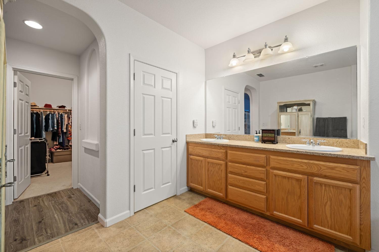 Detail Gallery Image 19 of 42 For 3151 Brindley Way, Rancho Cordova,  CA 95670 - 3 Beds | 2/1 Baths