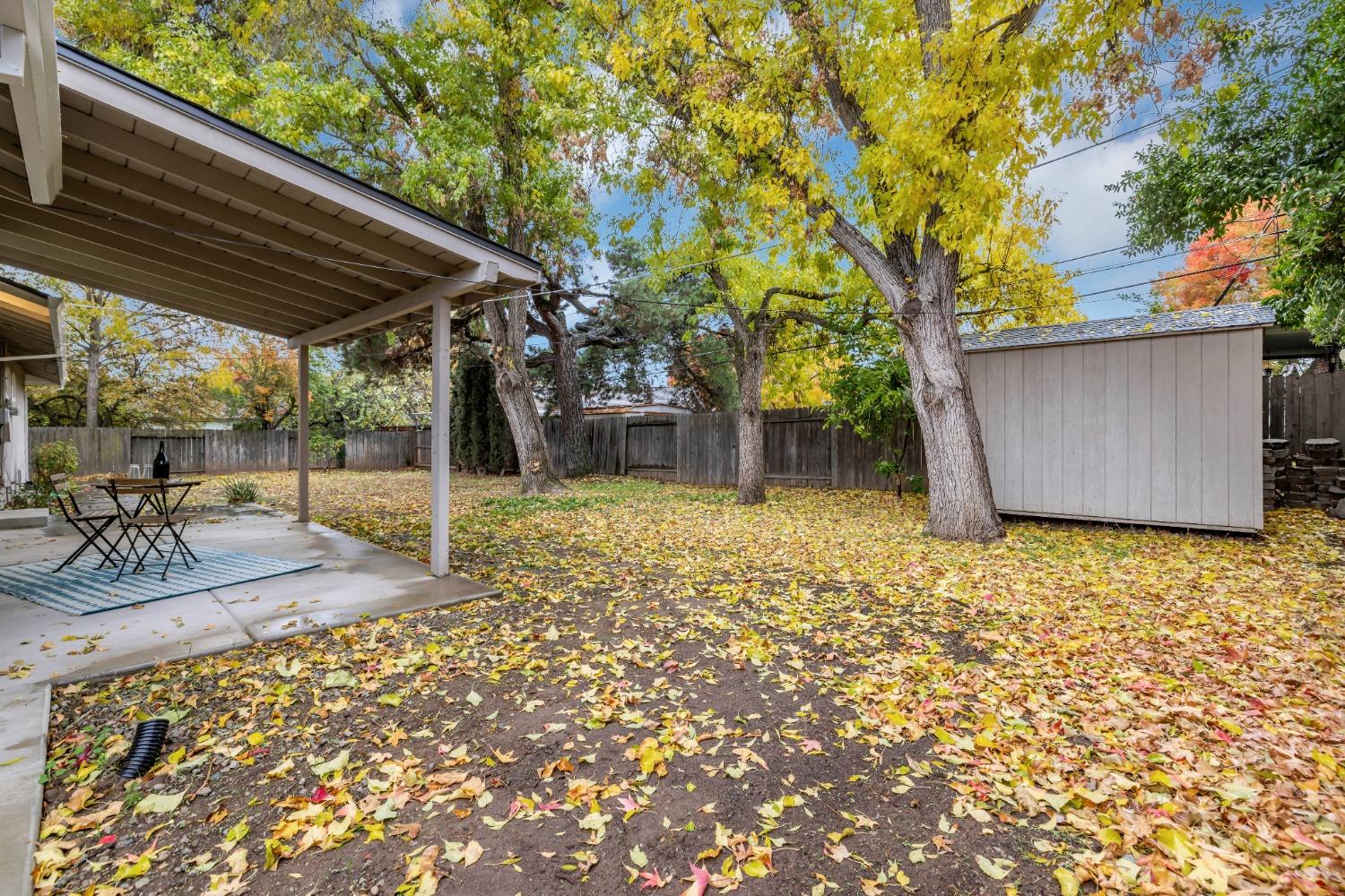 Detail Gallery Image 19 of 36 For 4409 Hackberry Ln, Carmichael,  CA 95608 - 3 Beds | 2 Baths