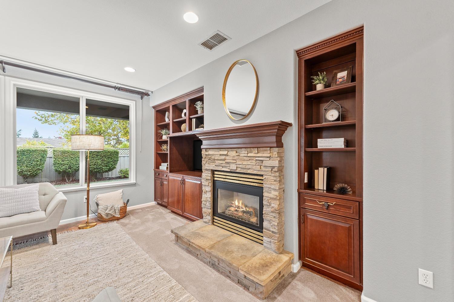 Detail Gallery Image 30 of 71 For 1318 Rose Bouquet Dr, Lincoln,  CA 95648 - 2 Beds | 2 Baths