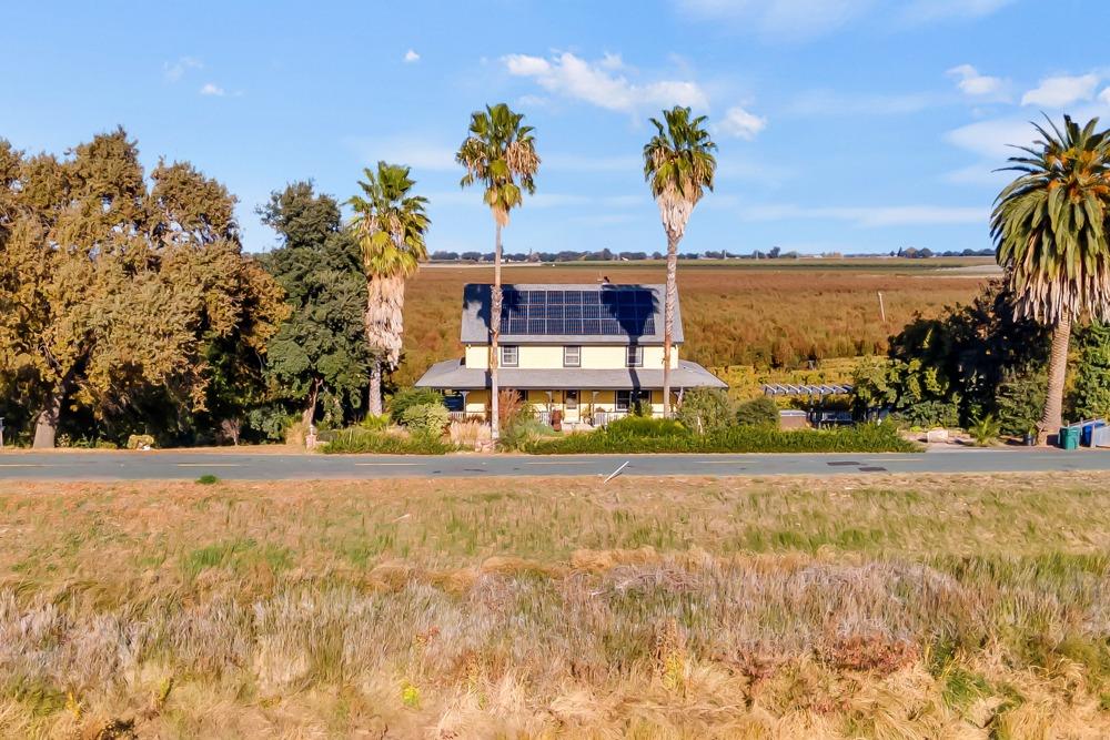 Detail Gallery Image 67 of 72 For 13263 Grand Island Rd, Walnut Grove,  CA 95690 - 5 Beds | 2/1 Baths