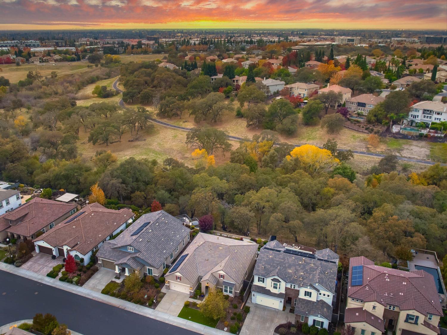 Detail Gallery Image 33 of 35 For 3625 Miners Ravine Dr, Roseville,  CA 95661 - 3 Beds | 2/1 Baths