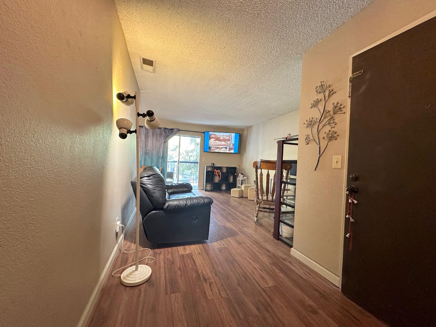 Detail Gallery Image 4 of 14 For 3591 Quail Lakes Dr #240,  Stockton,  CA 95207 - 2 Beds | 2 Baths