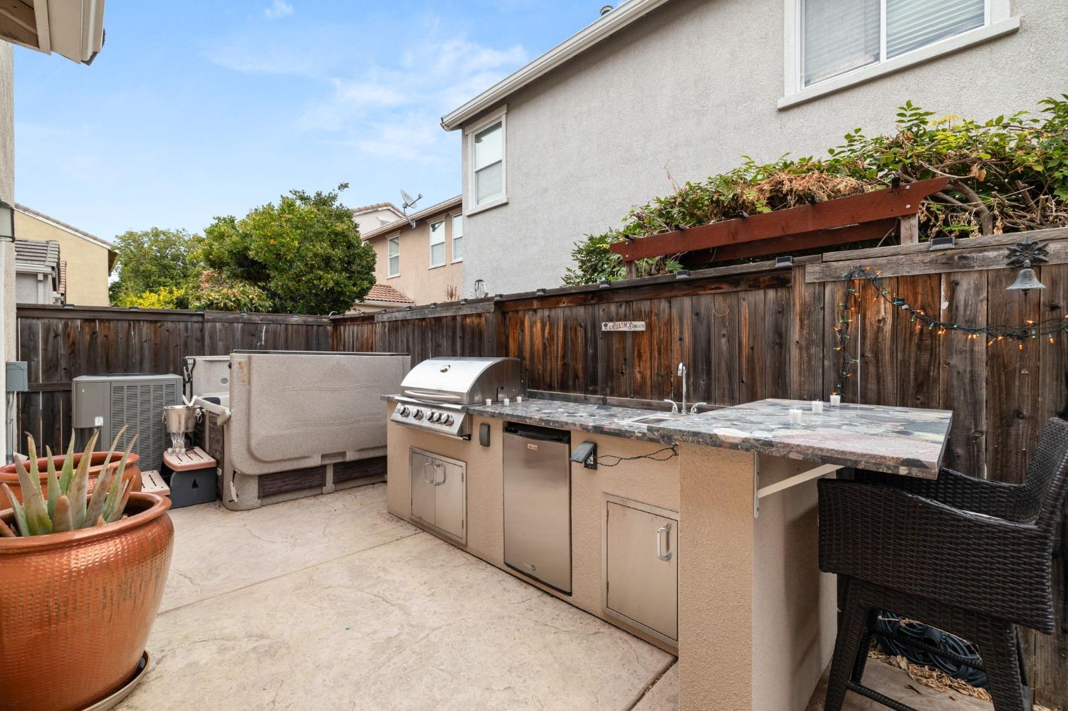 Detail Gallery Image 34 of 42 For 3151 Brindley Way, Rancho Cordova,  CA 95670 - 3 Beds | 2/1 Baths