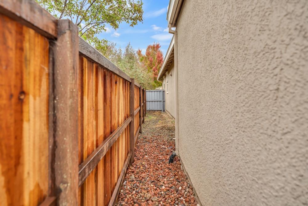 Detail Gallery Image 48 of 53 For 3157 Brunnet Ln, Sacramento,  CA 95833 - 3 Beds | 2 Baths