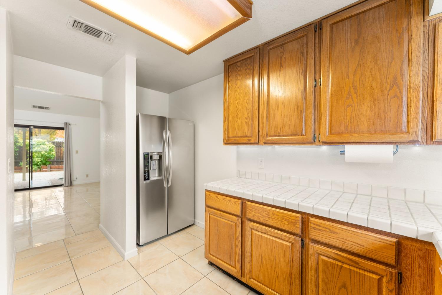 Detail Gallery Image 17 of 39 For 4220 Waymar Ct, Carmichael,  CA 95608 - 3 Beds | 2 Baths