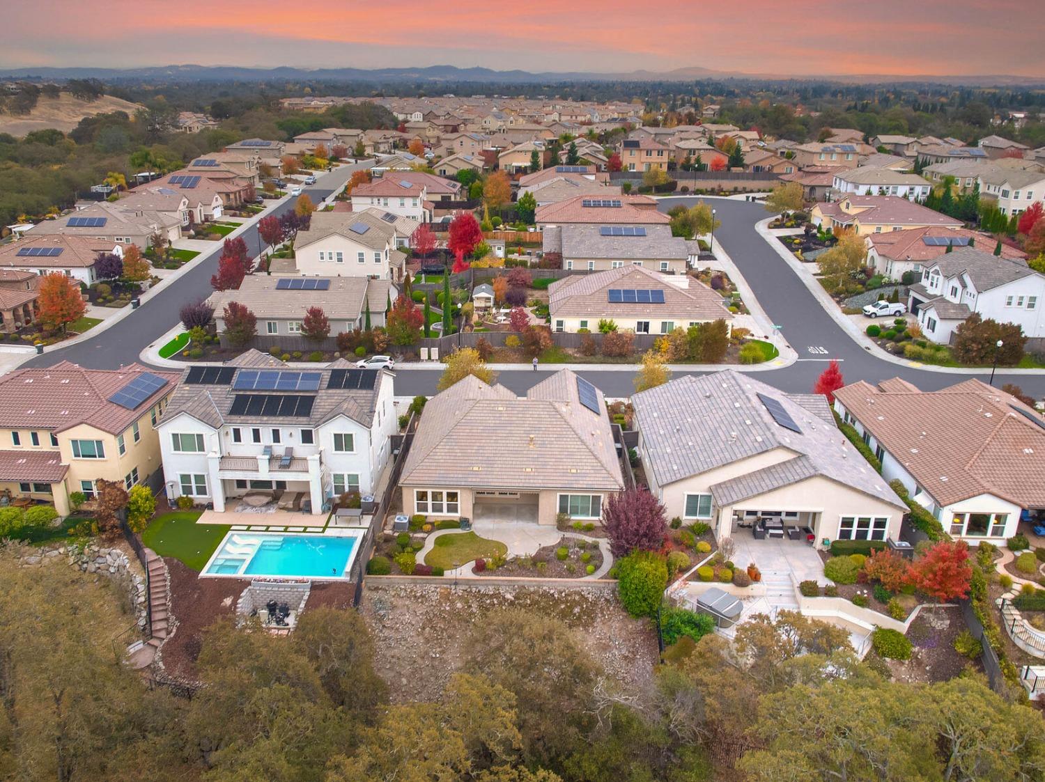 Detail Gallery Image 30 of 35 For 3625 Miners Ravine Dr, Roseville,  CA 95661 - 3 Beds | 2/1 Baths