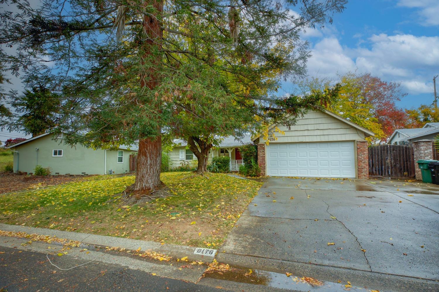 Detail Gallery Image 3 of 20 For 8176 Waikiki Dr, Fair Oaks,  CA 95628 - 3 Beds | 2 Baths