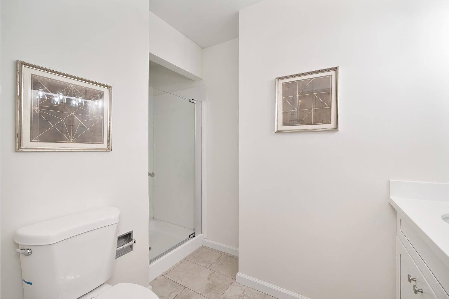 Detail Gallery Image 21 of 27 For 9384 Mirandy Dr, Sacramento,  CA 95826 - 3 Beds | 2/1 Baths