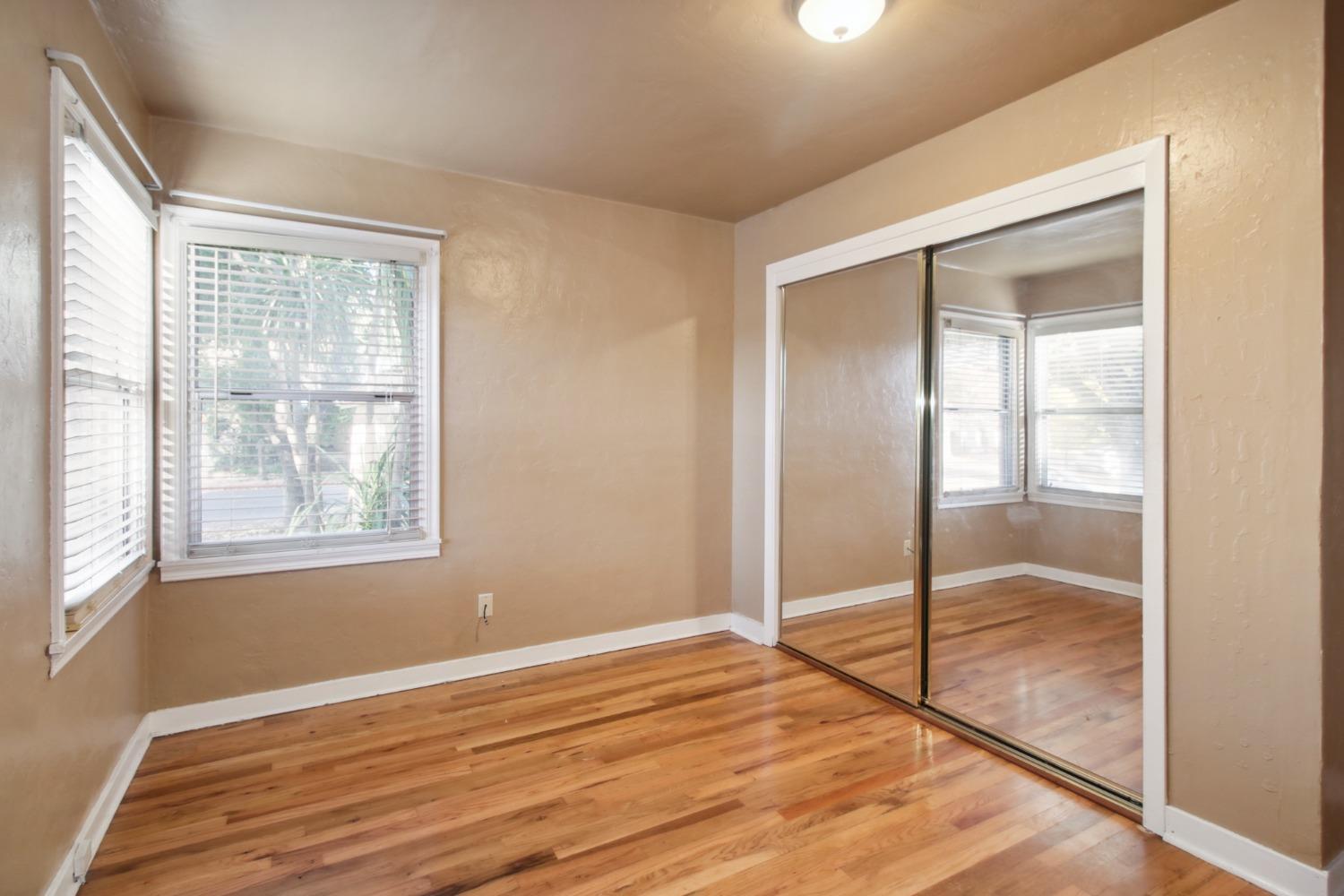 Detail Gallery Image 13 of 43 For 1505 V St, Sacramento,  CA 95818 - 3 Beds | 2 Baths