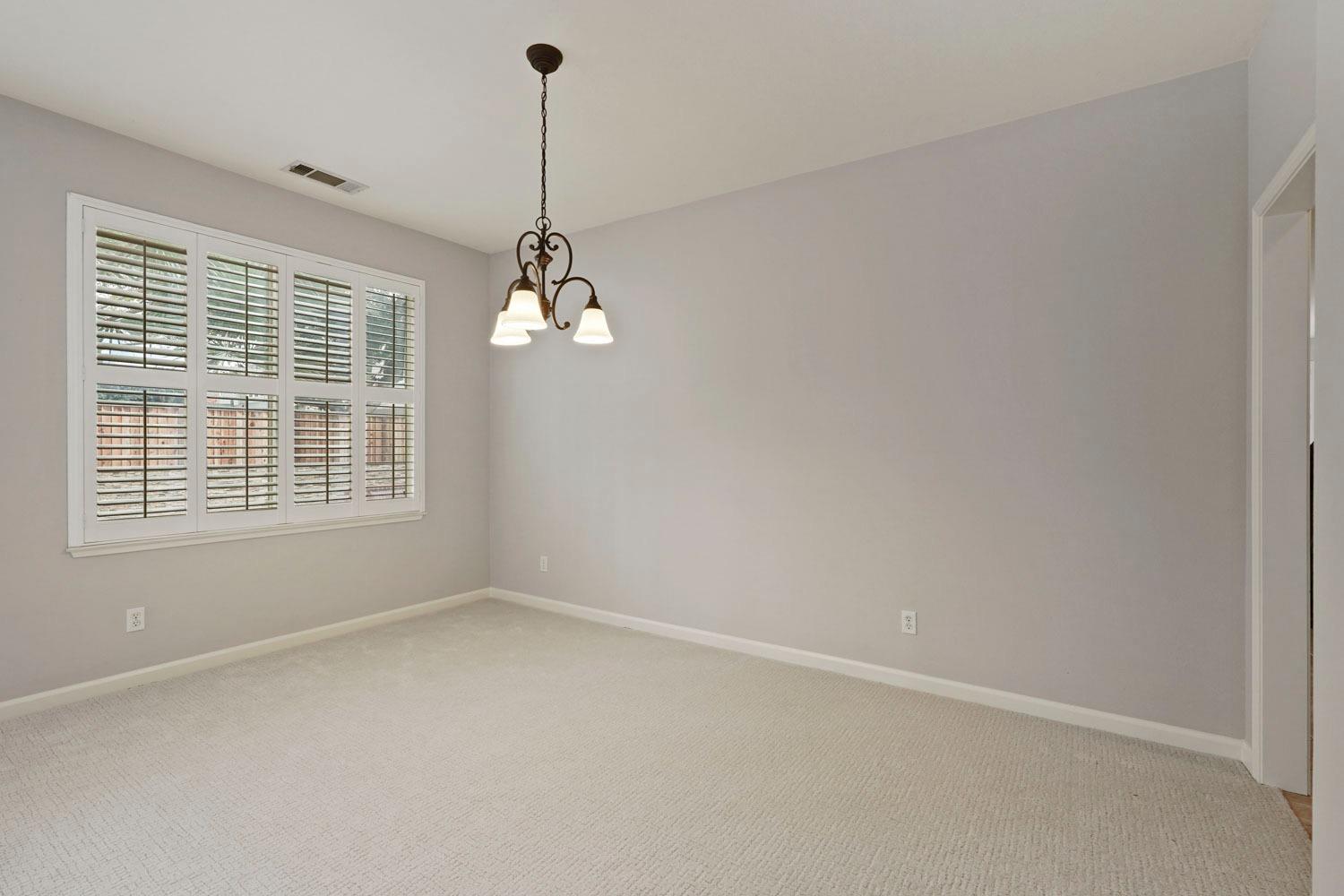 Detail Gallery Image 12 of 99 For 1242 Citadelle St, Tracy,  CA 95304 - 5 Beds | 3/2 Baths