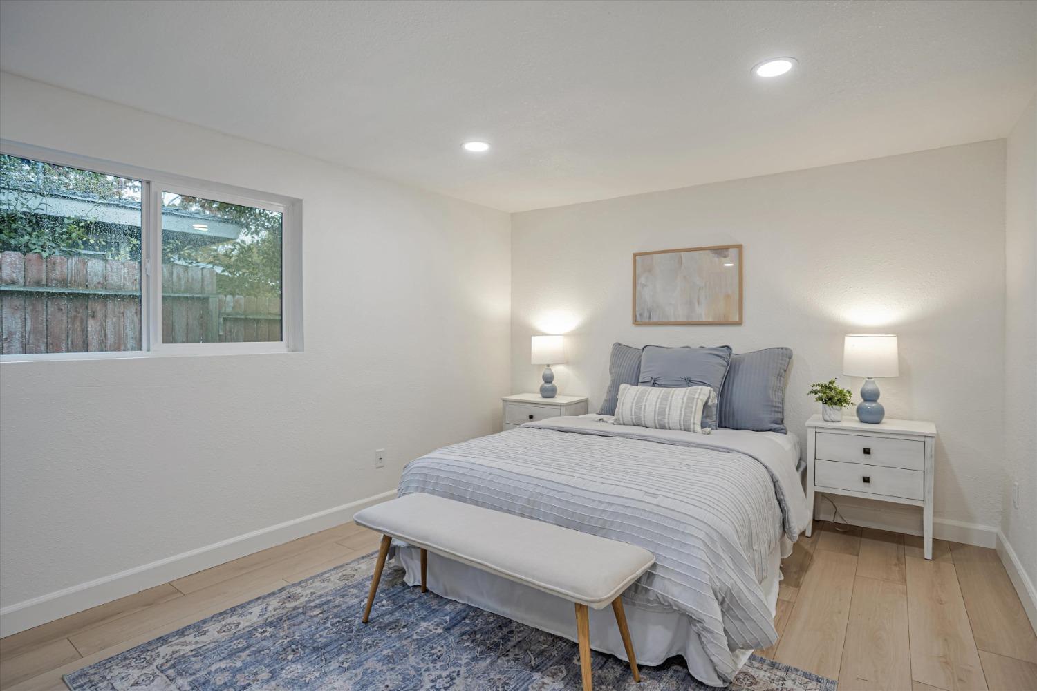 Detail Gallery Image 14 of 31 For 5351 Alcott Dr, Sacramento,  CA 95820 - 3 Beds | 1 Baths