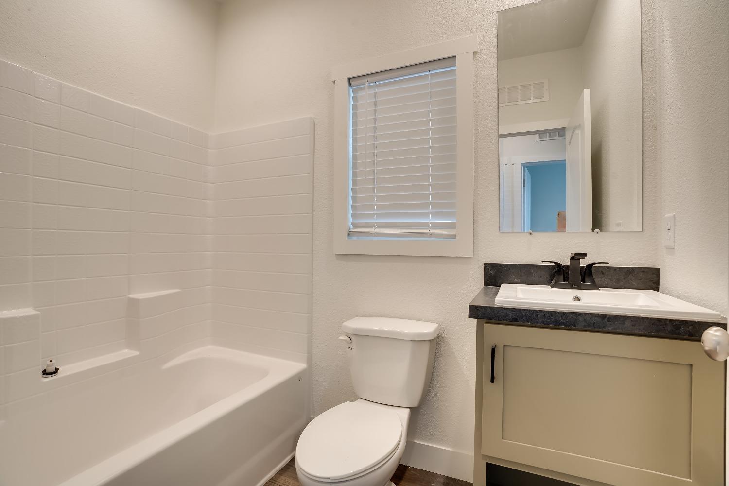 Detail Gallery Image 15 of 28 For 900 Golden Wheel 67, San Jose,  CA 95112 - 3 Beds | 2 Baths