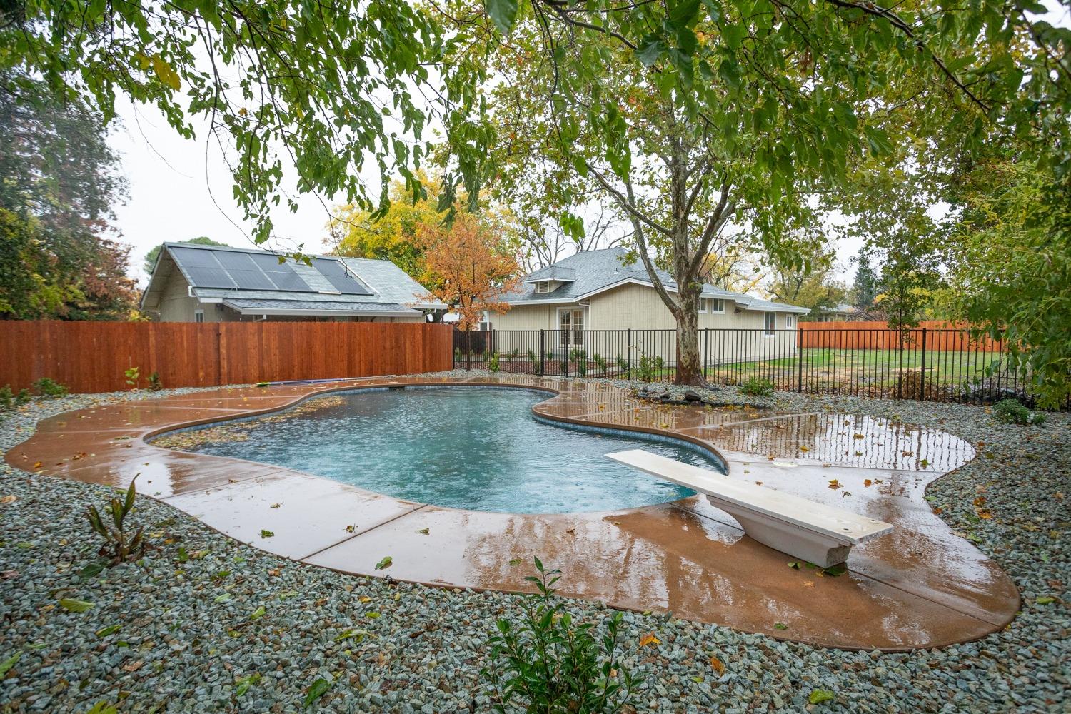 Detail Gallery Image 60 of 77 For 19 Kinswood Ln, Chico,  CA 95973 - 4 Beds | 2 Baths