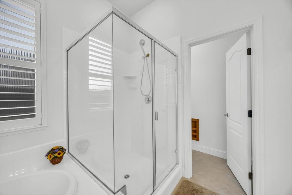 Detail Gallery Image 21 of 44 For 566 Hildebrand Cir, Folsom,  CA 95630 - 3 Beds | 2 Baths