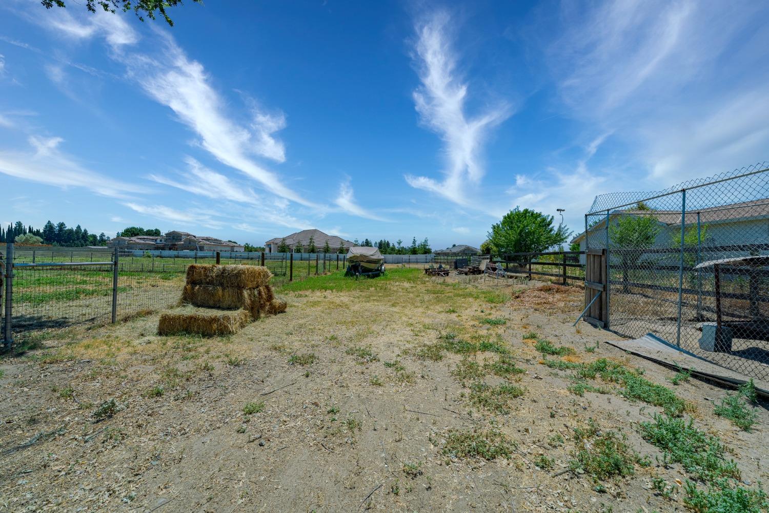 Detail Gallery Image 88 of 95 For 5221 Mulberry Ave, Atwater,  CA 95301 - 4 Beds | 3/1 Baths