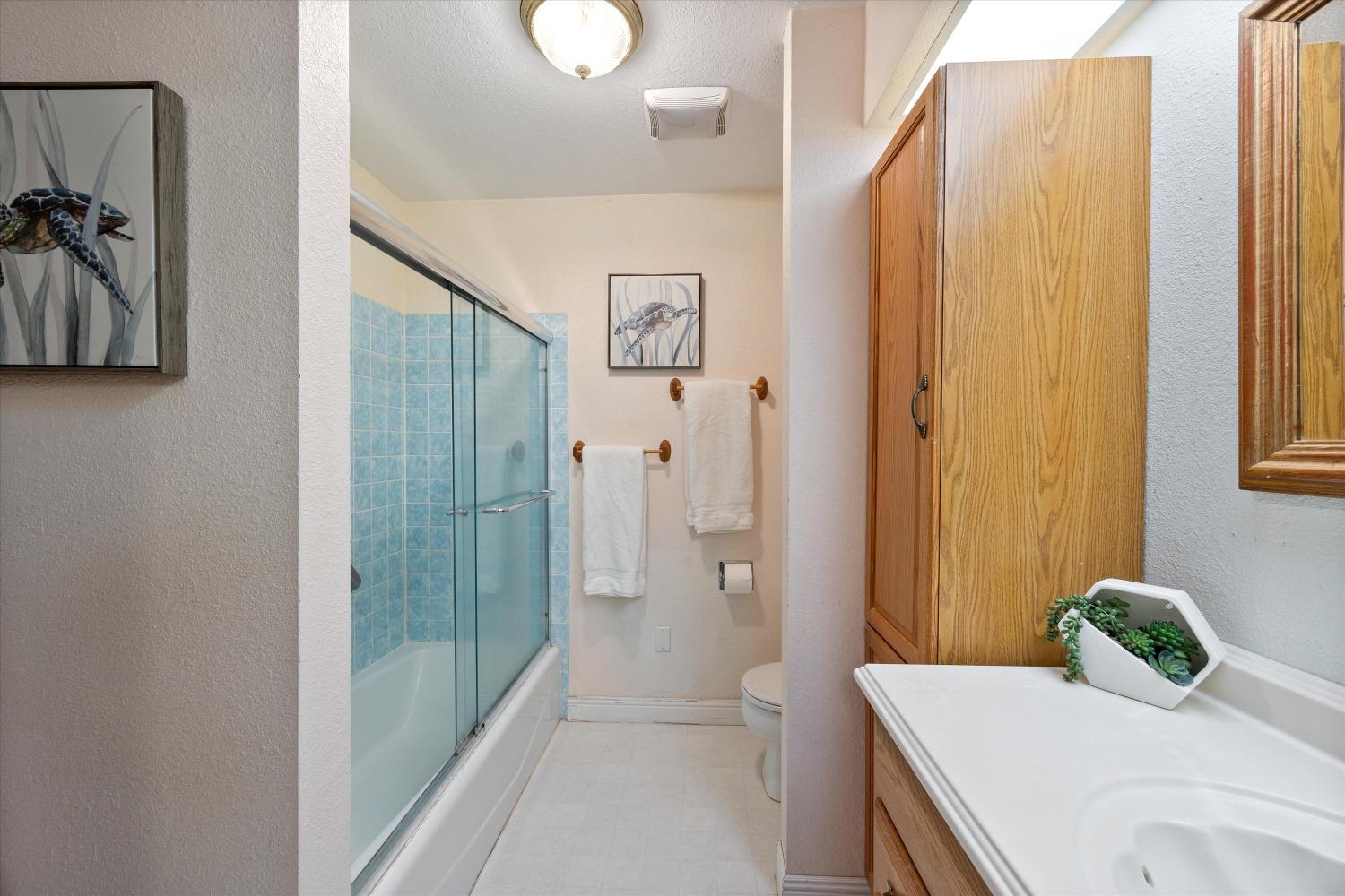 Detail Gallery Image 40 of 63 For 1028 Woodridge Rd, Placerville,  CA 95667 - 3 Beds | 2/1 Baths