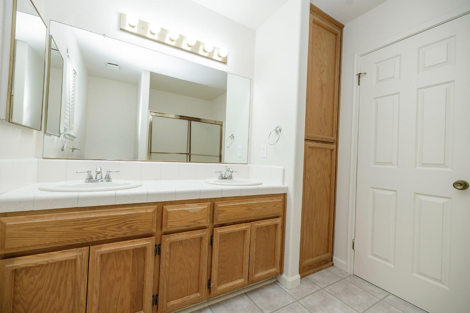 Detail Gallery Image 18 of 25 For 2108 Northridge Dr, Modesto,  CA 95350 - 3 Beds | 2 Baths