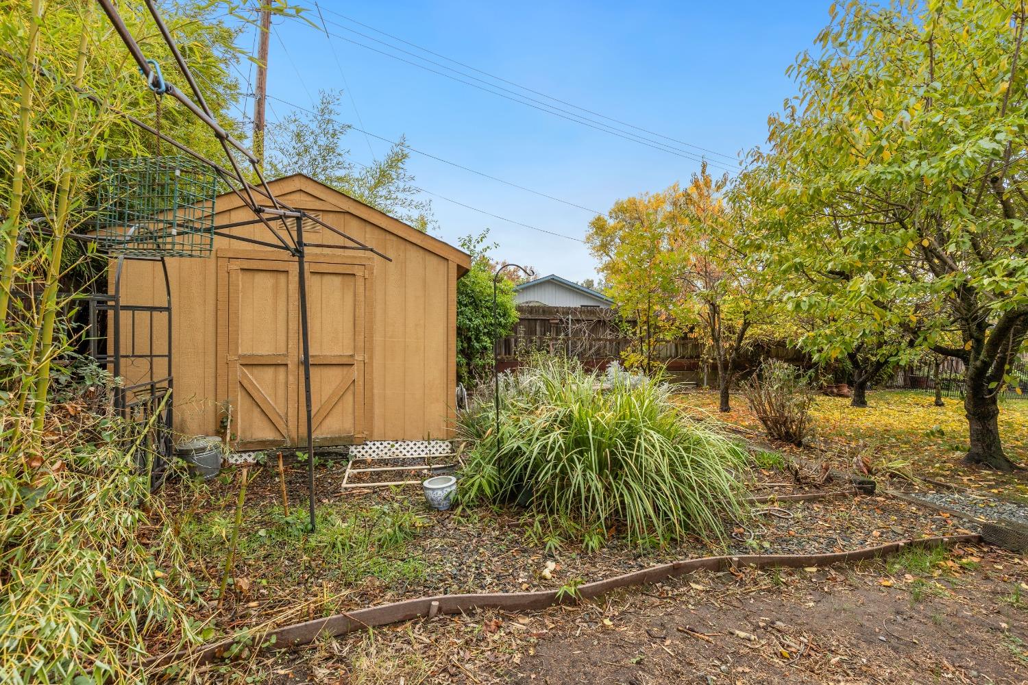 Detail Gallery Image 27 of 36 For 8208 Catalpa Drive, Citrus Heights,  CA 95610 - 3 Beds | 2 Baths