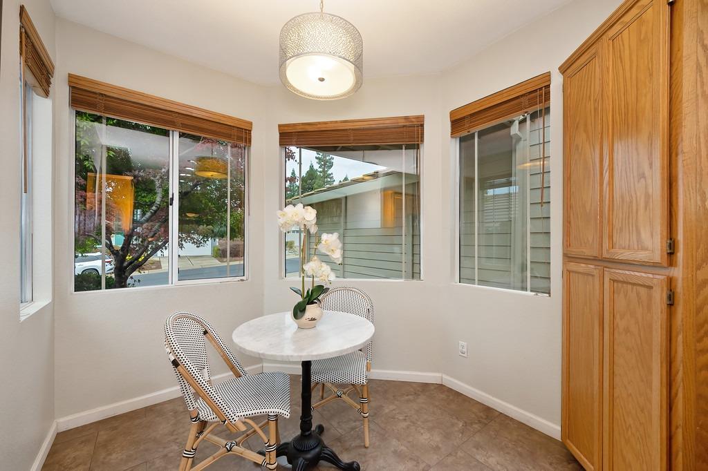 Detail Gallery Image 16 of 51 For 108 Farham Dr, Folsom,  CA 95630 - 3 Beds | 2 Baths