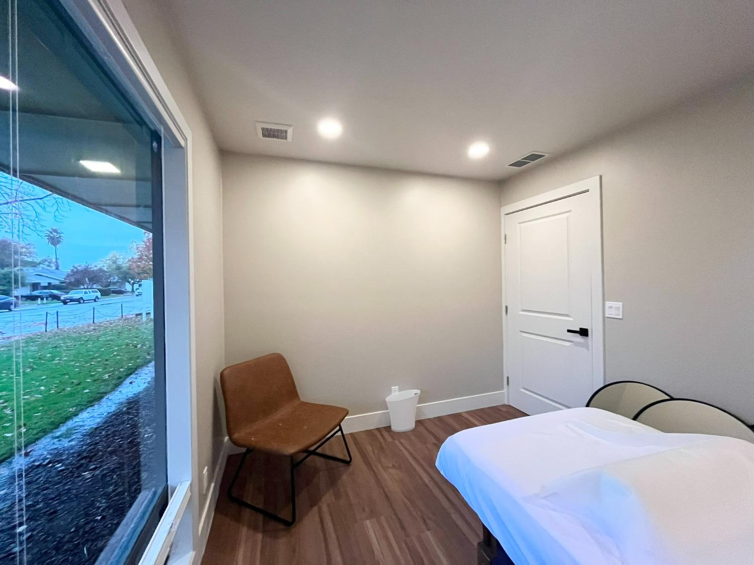 Detail Gallery Image 21 of 37 For 1832 Avondale Ave #1,  Sacramento,  CA 95825 - – Beds | – Baths