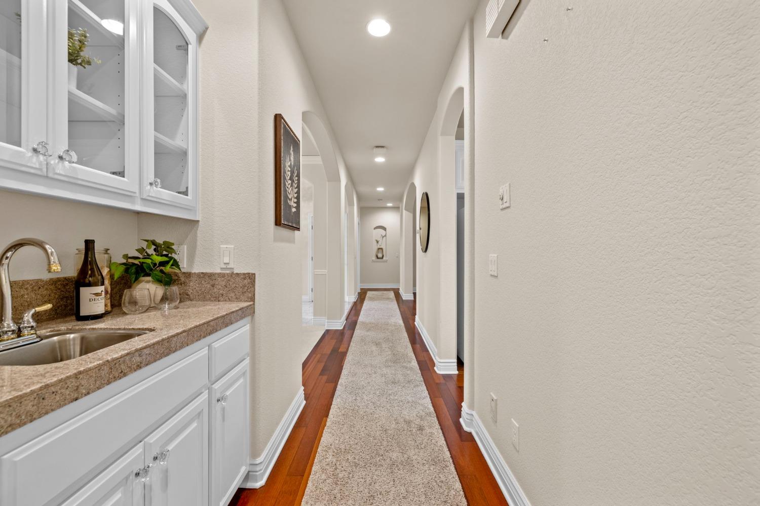 Detail Gallery Image 33 of 51 For 6531 via De Robles Dr, Rancho Murieta,  CA 95683 - 4 Beds | 2/1 Baths