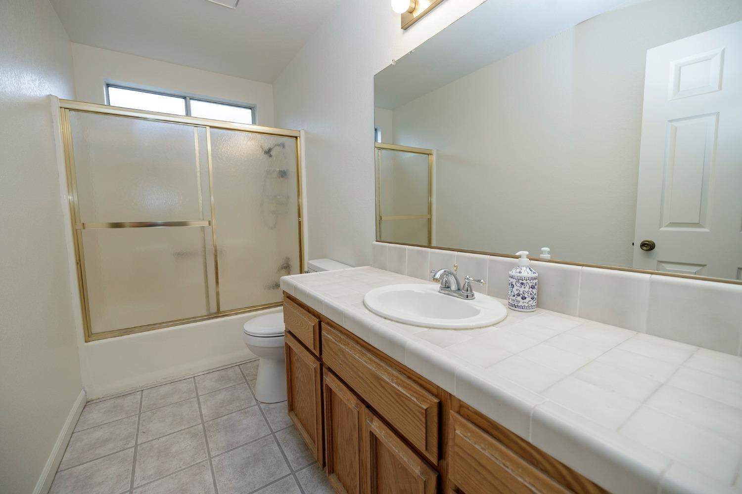 Detail Gallery Image 15 of 25 For 2108 Northridge Dr, Modesto,  CA 95350 - 3 Beds | 2 Baths