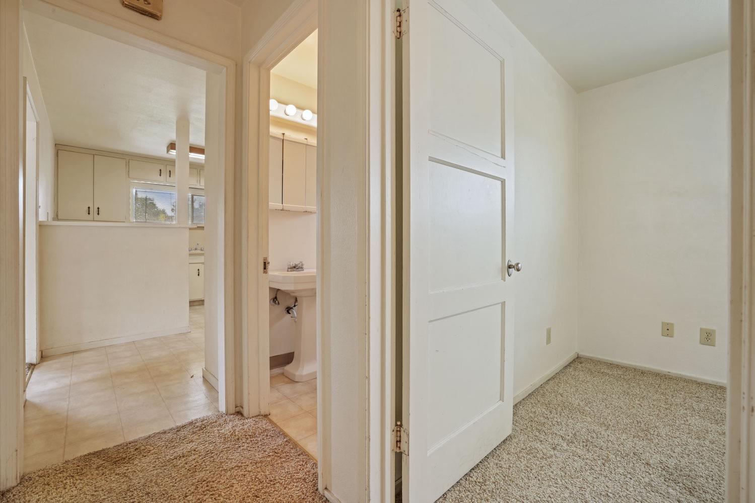 Detail Gallery Image 20 of 46 For 165 Hollywood, Tracy,  CA 95376 - 2 Beds | 2 Baths