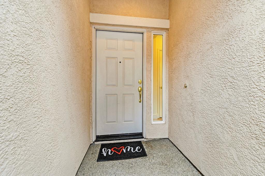 Detail Gallery Image 6 of 39 For 3008 Chimney Ct, Rocklin,  CA 95765 - 2 Beds | 2 Baths